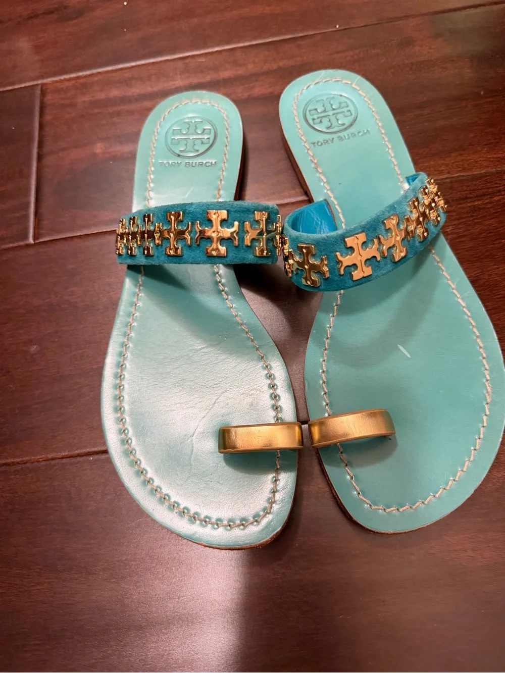 Tory Burch Turquoise Leather snd suede flat Sandals with Gold Logo size 8.5